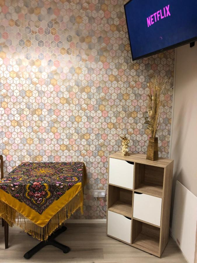 Bright Apartments Peterborough Bagian luar foto
